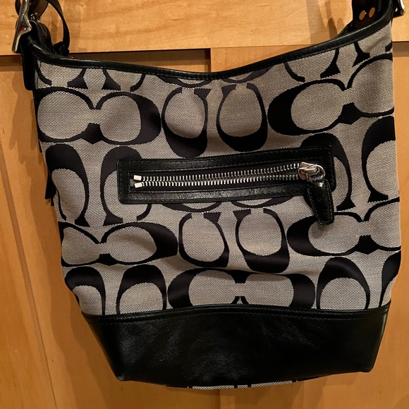 Coach Black and Gray Signature Shoulder Bag - Picture 6 of 11